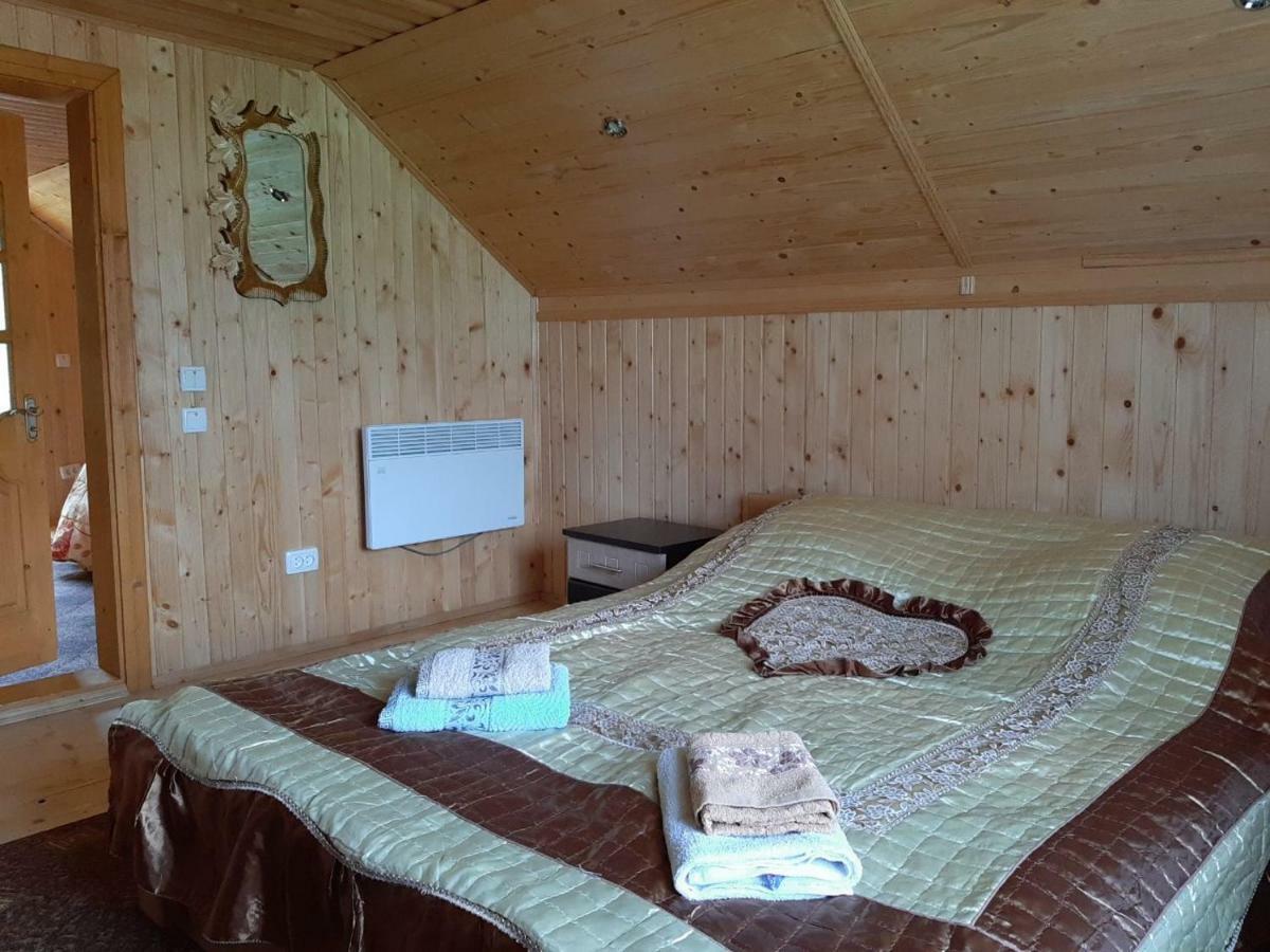Котедж "Барвінок" Verkhovyna Luaran gambar