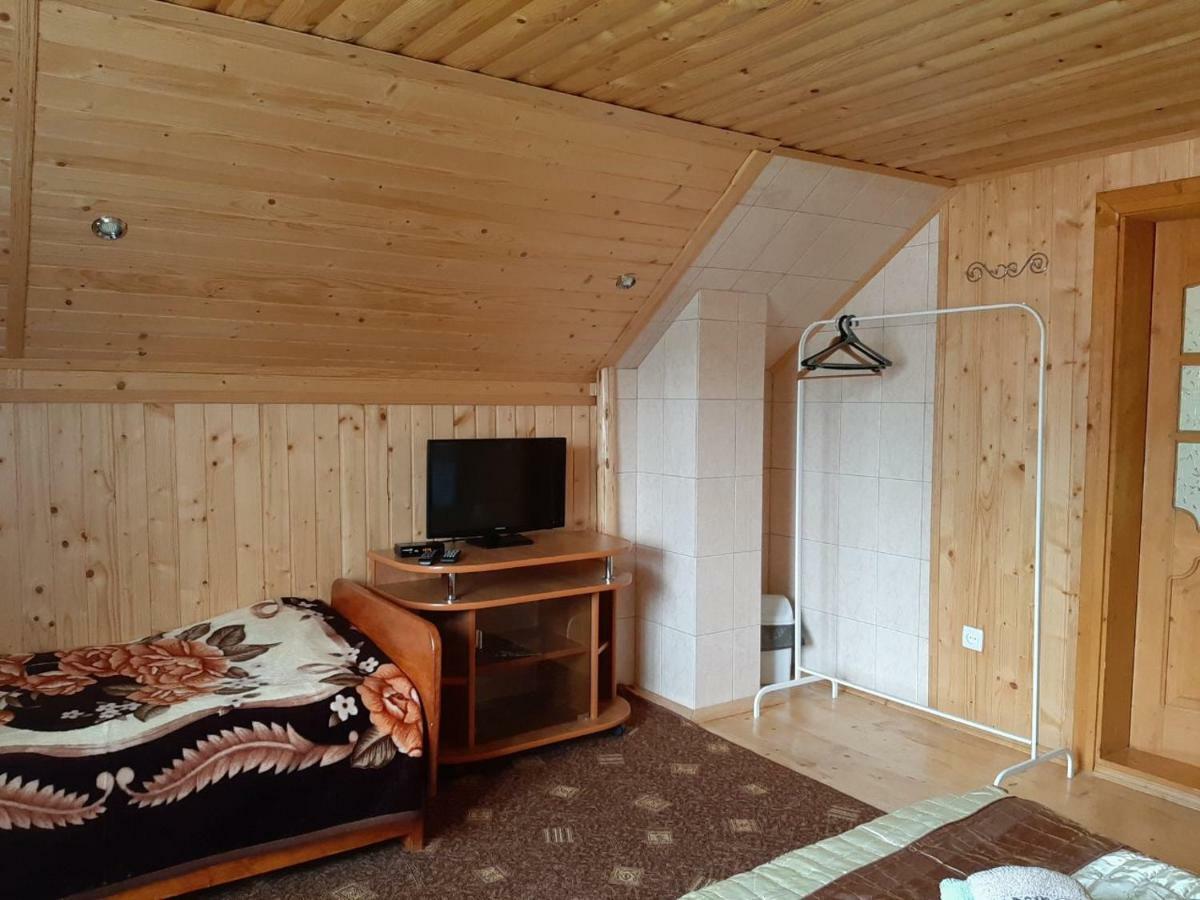 Котедж "Барвінок" Verkhovyna Luaran gambar